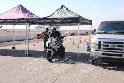 media/Nov-03-2025-Lets Ride (Mon) [[4d74c1c4d3]]/A Group/Grid/